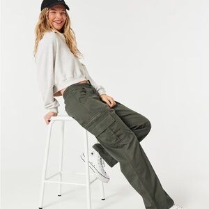 Hollister Adjustable Women’s Cargo Pants Set (black and green)